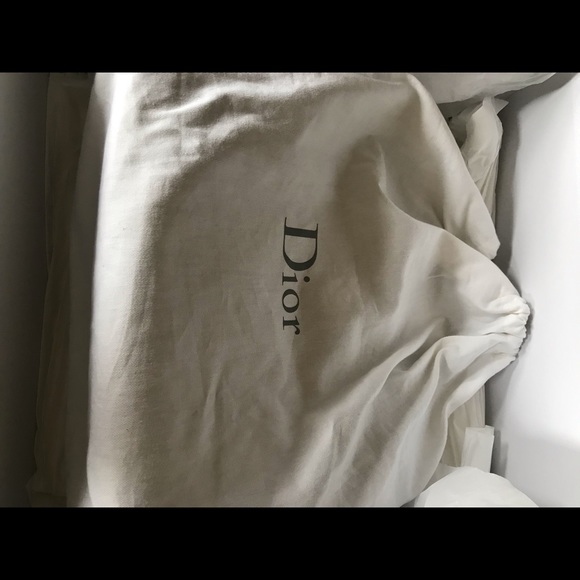 DIOR - Picture 3 of 6